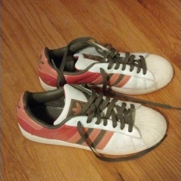 adidas Shoes - Women's Adidas leather sneakers size 11